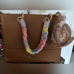 BETSEY JOHNSON HANDBAG/ SHOULDER BAG.